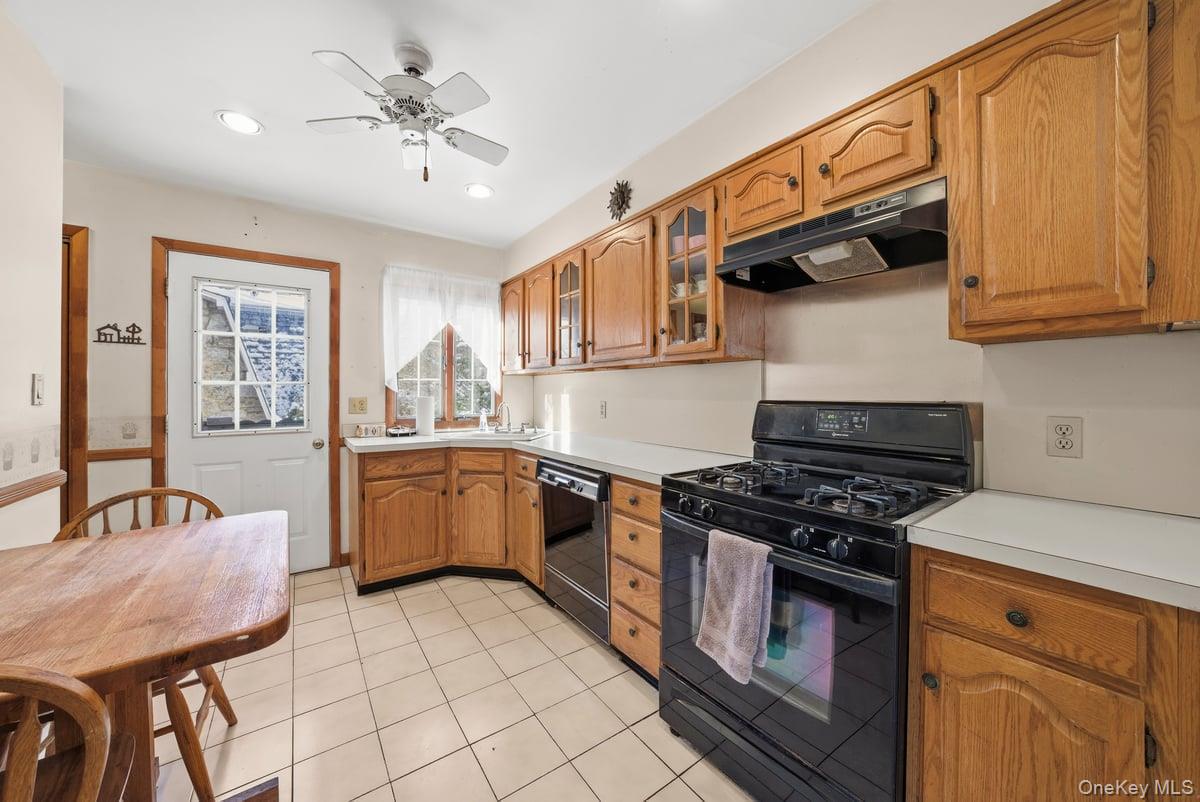 #7 photo, 116 Homewood Avenue, Yonkers , NY 10701