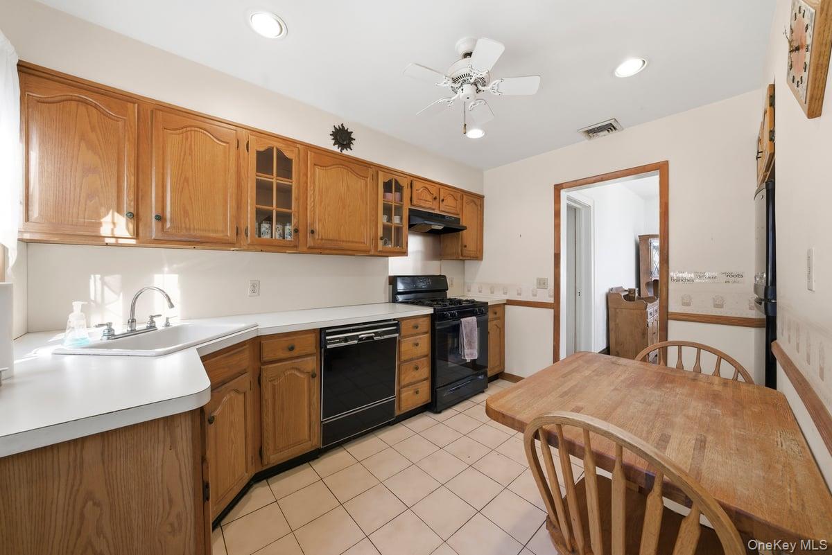 #8 photo, 116 Homewood Avenue, Yonkers , NY 10701