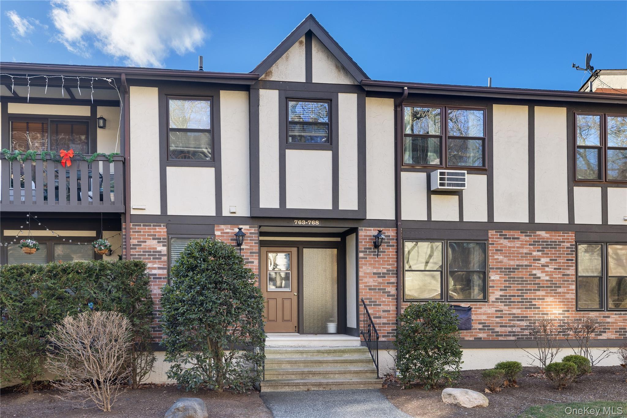 #1 photo, 765 Sierra Vista Lane, 纽约州 Valley Cottage , NY 10989