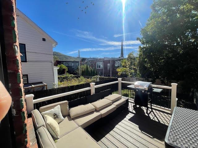 #11 photo, 12 South Street, Beacon , NY 12508