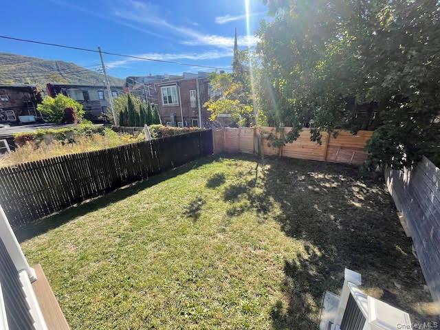 #12 photo, 12 South Street, Beacon , NY 12508