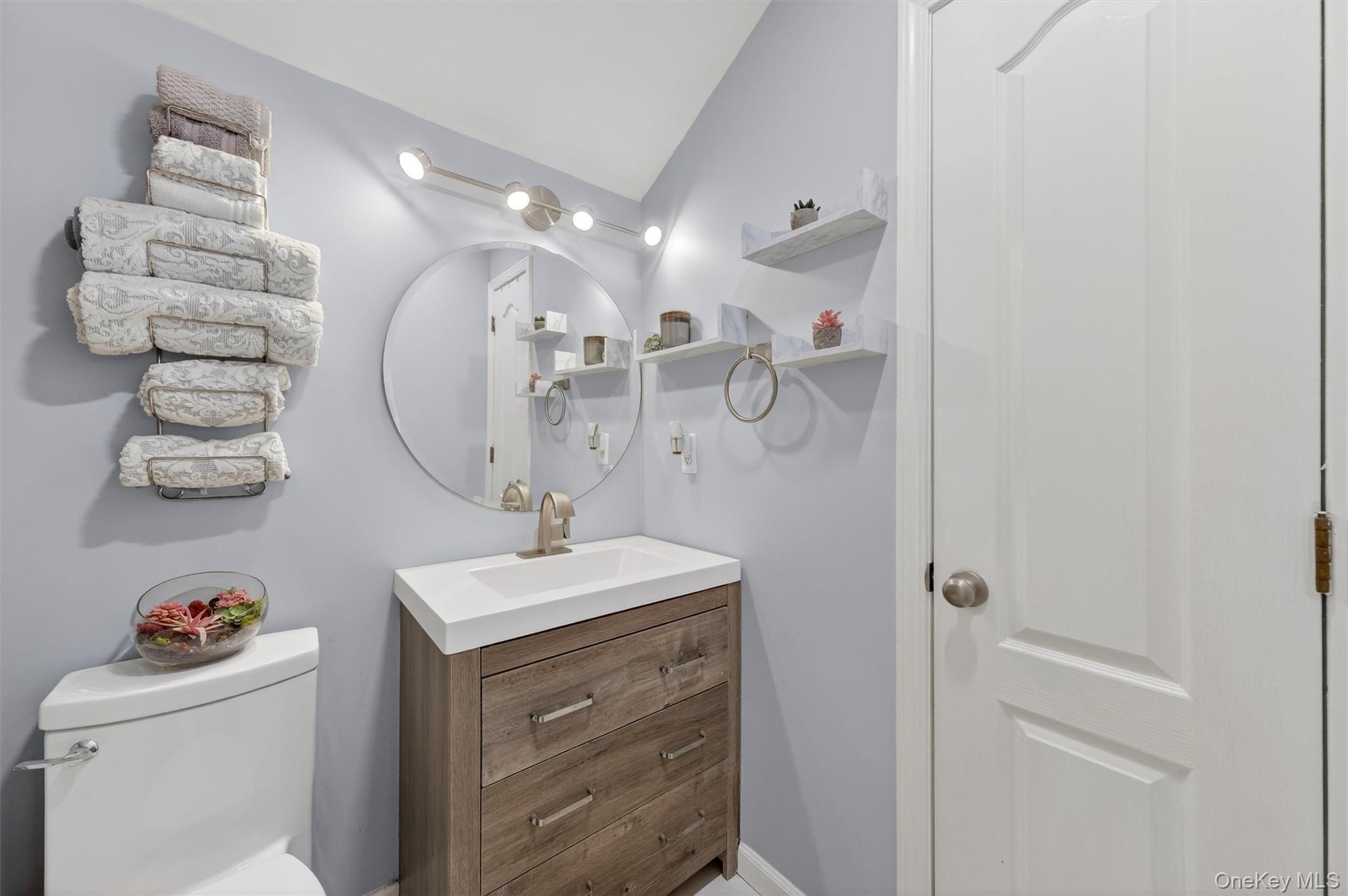 #19 photo, 118 Elmcrest Drive, Fishkill , NY 12524