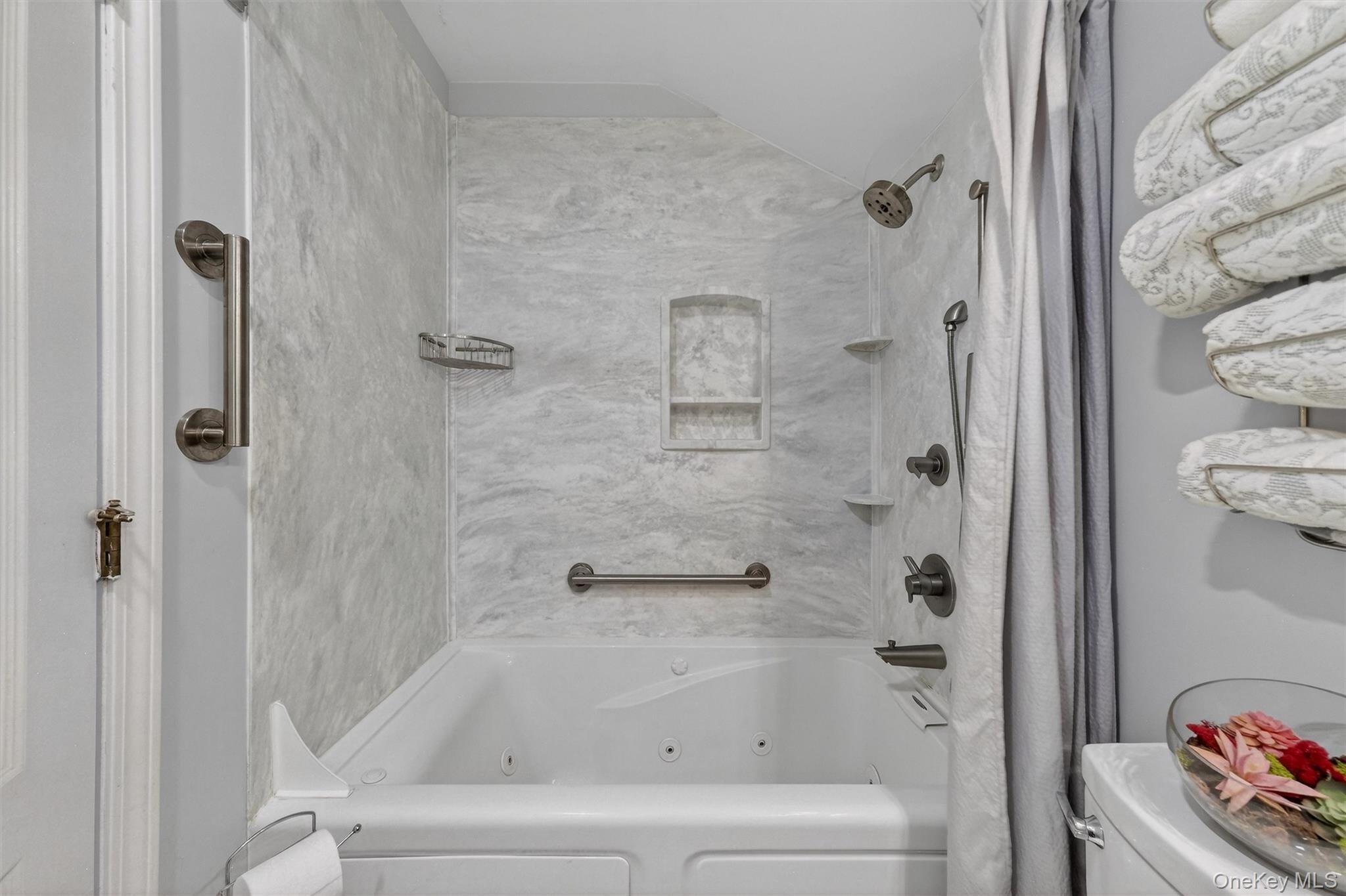 #20 photo, 118 Elmcrest Drive, Fishkill , NY 12524