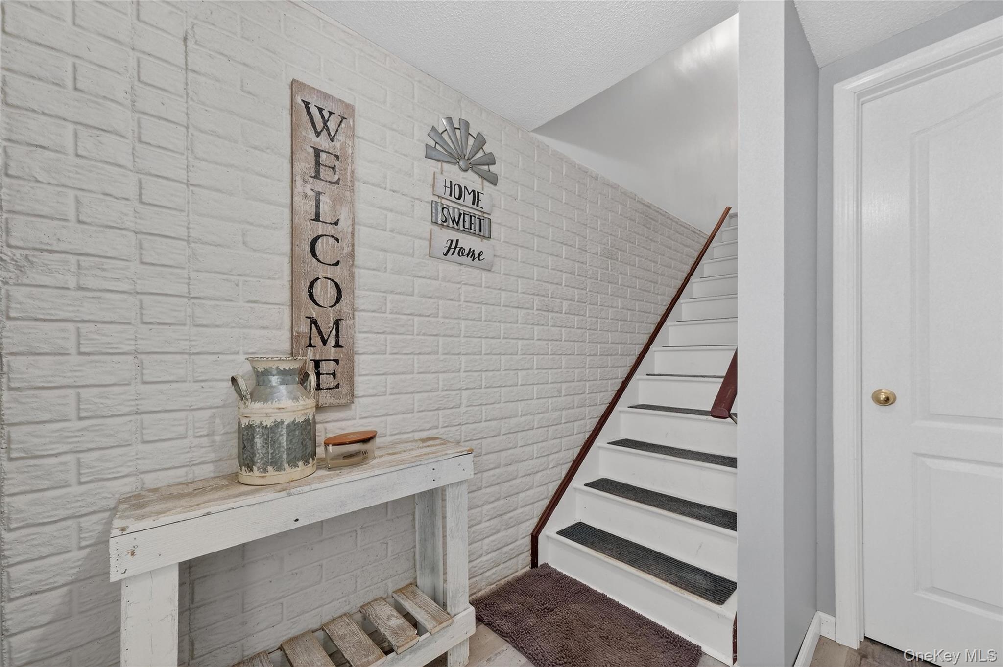 #6 photo, 118 Elmcrest Drive, Fishkill , NY 12524