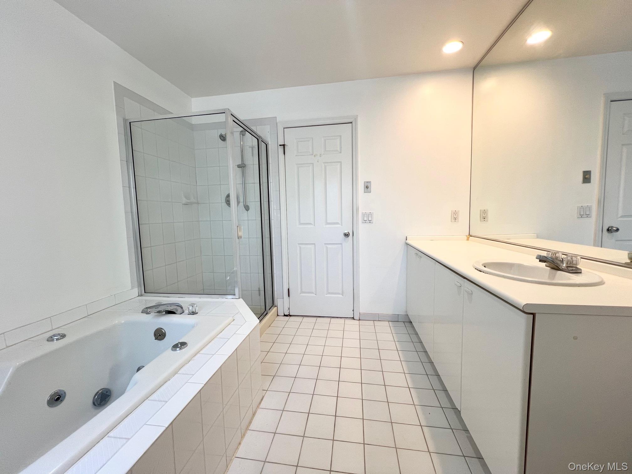 #16 photo, 24 Ray Place, Scarsdale , NY 10583