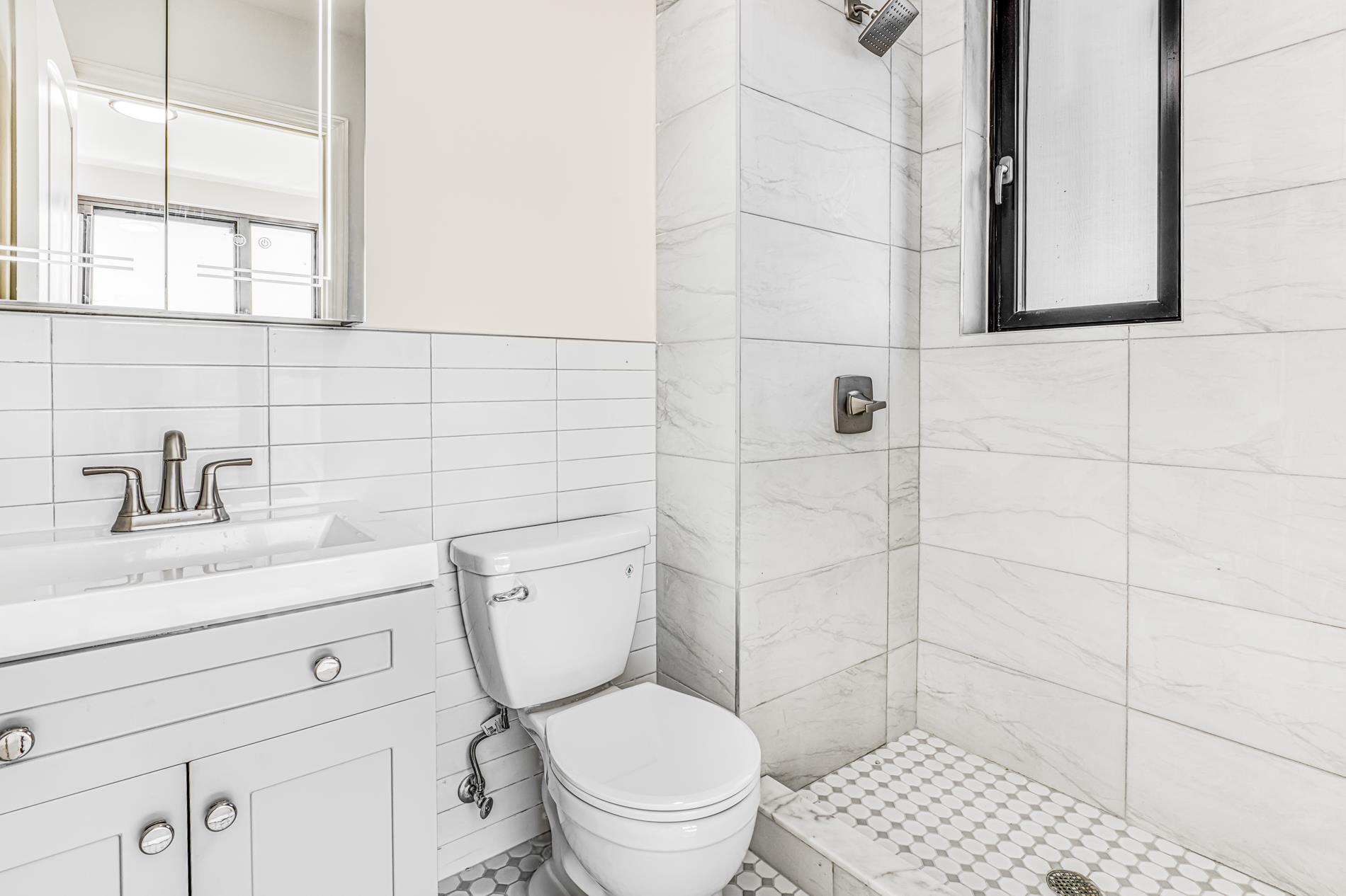 #3 photo, 207 Bay 35th Street, Gravesend , NY 11214