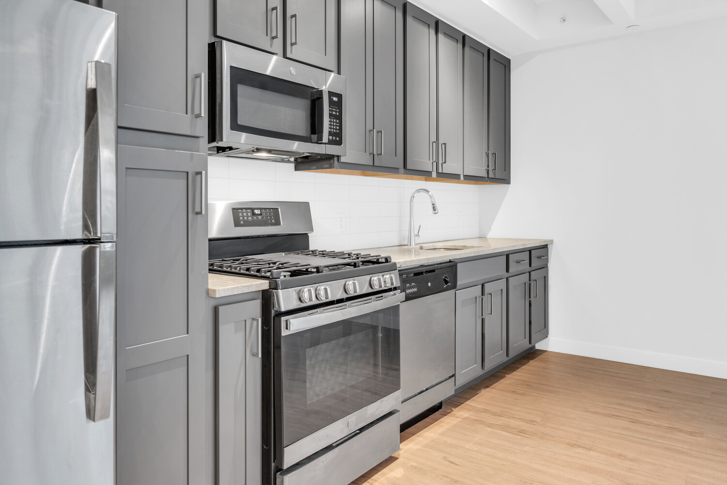 #3 photo, 2319 3RD Avenue, East Harlem , NY 10035