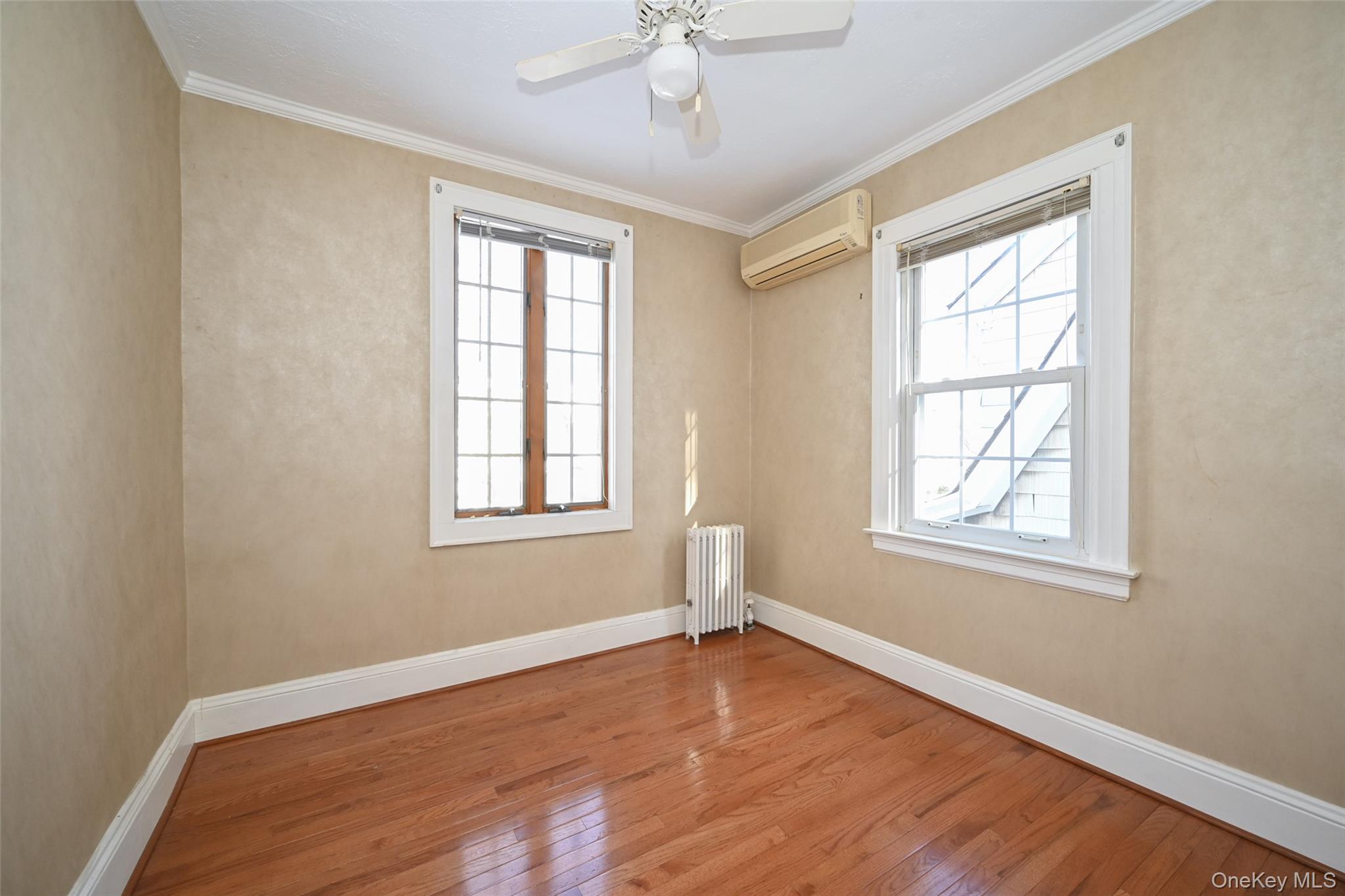 #15 photo, 7136 Loubet Street, फॉरेस्ट हिल्स Forest Hills , NY 11375