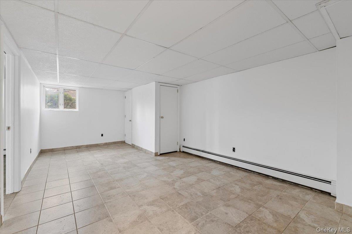 #6 photo, 2386 New York Avenue, 롱 아일랜드 Huntington Station , NY 11746