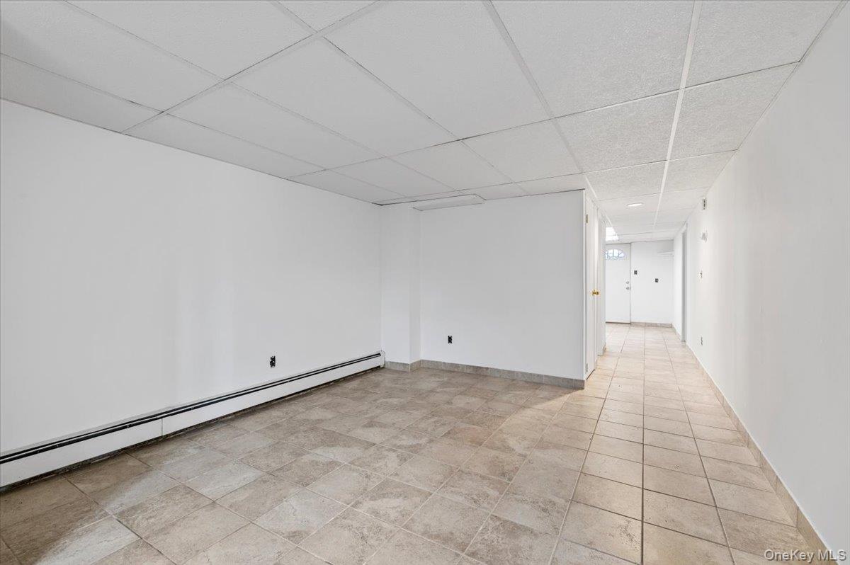 #7 photo, 2386 New York Avenue, 롱 아일랜드 Huntington Station , NY 11746