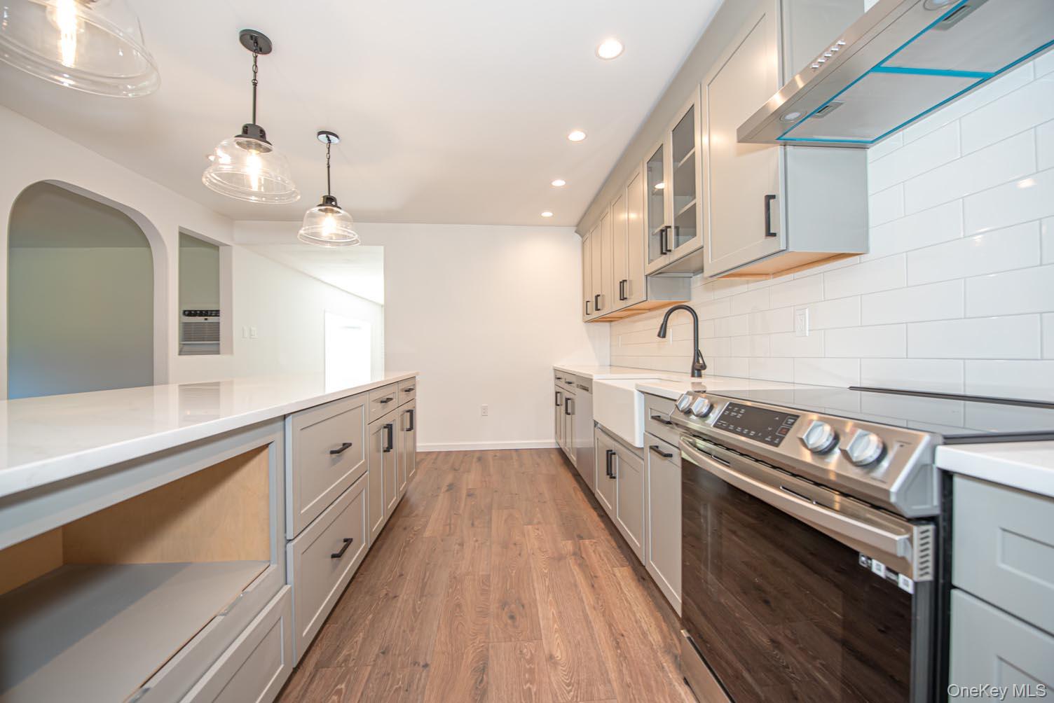 #12 photo, 22 Eastover Drive, 롱 아일랜드 East Northport , NY 11731