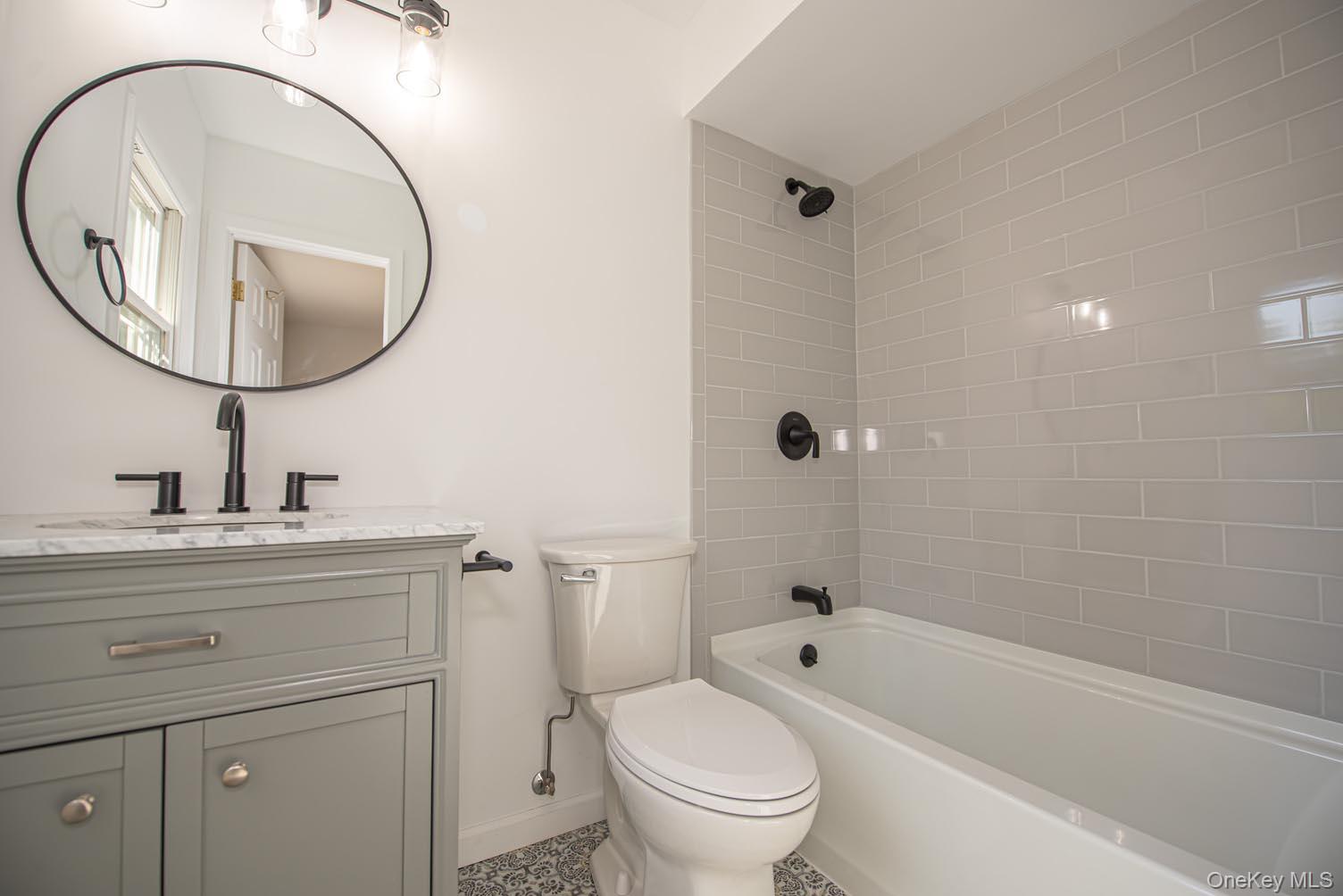 #8 photo, 22 Eastover Drive, 롱 아일랜드 East Northport , NY 11731