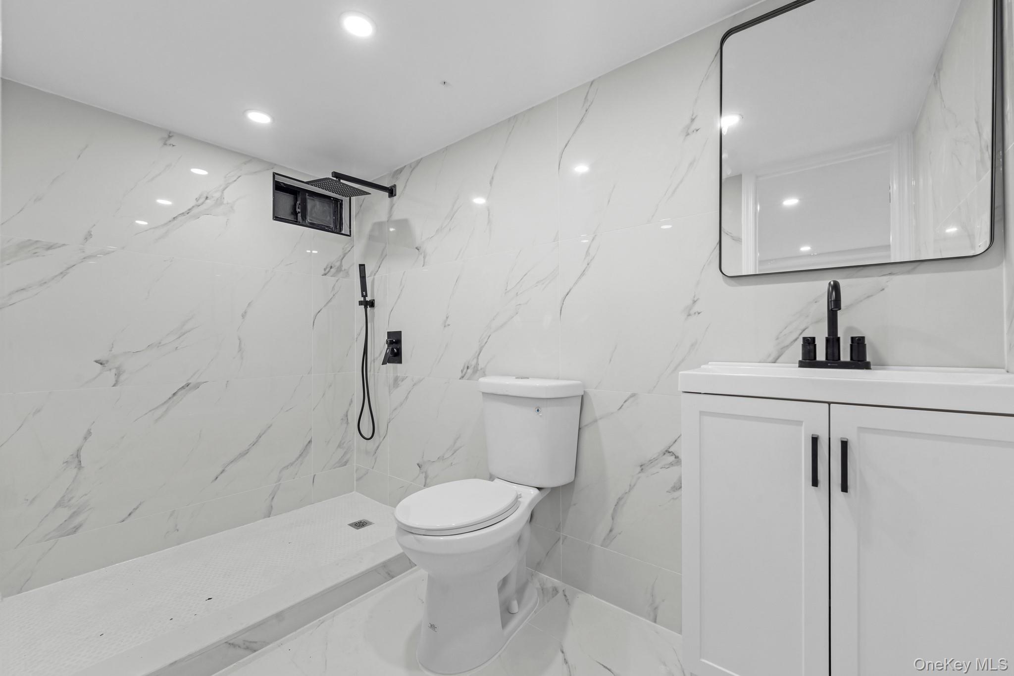 #16 photo, 114-22 201st Street, Saint Albans , NY 11412