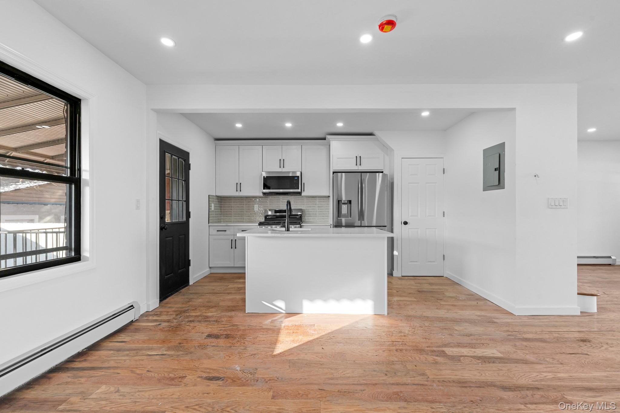 #2 photo, 114-22 201st Street, Saint Albans , NY 11412