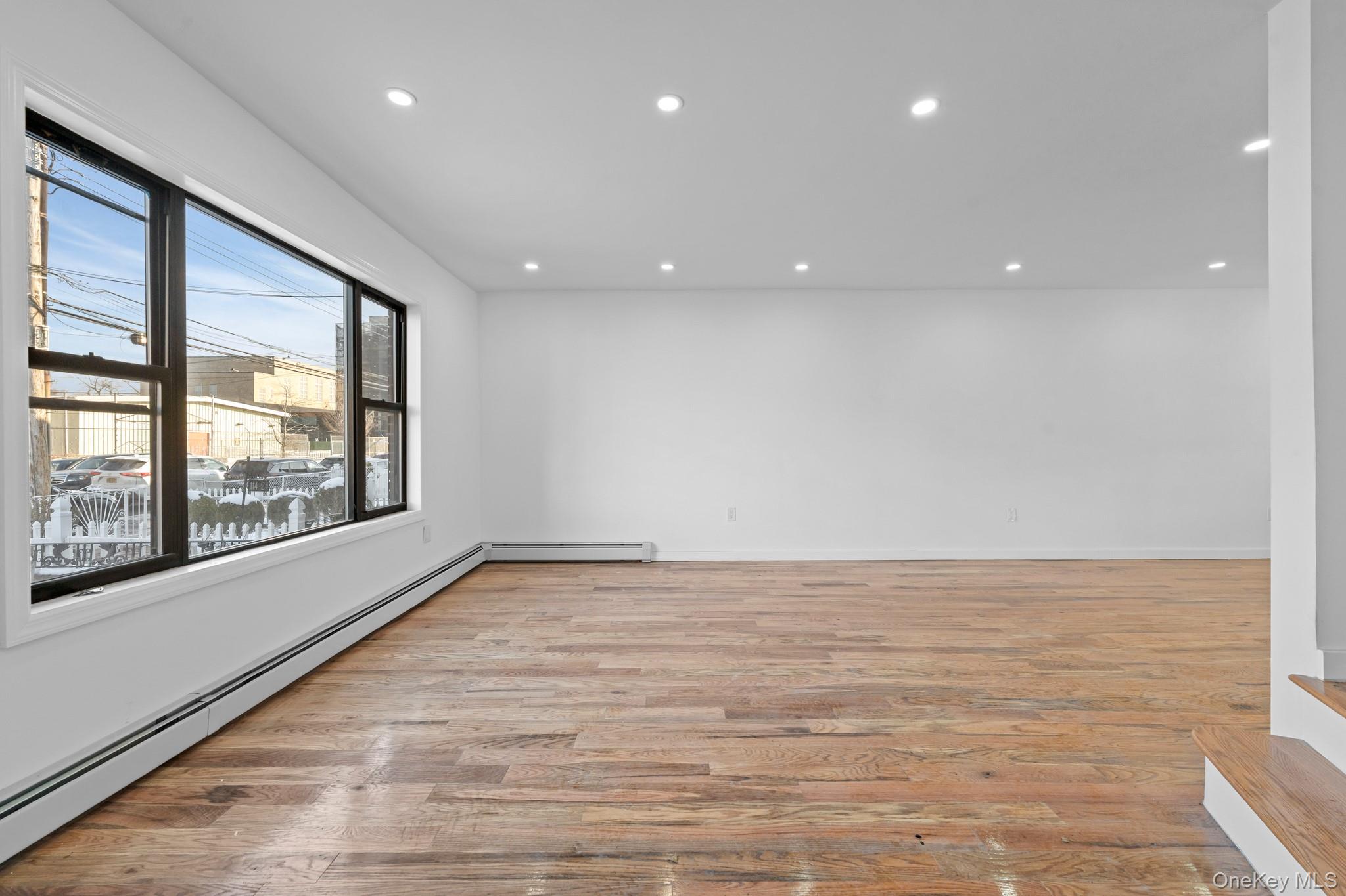 #6 photo, 114-22 201st Street, Saint Albans , NY 11412