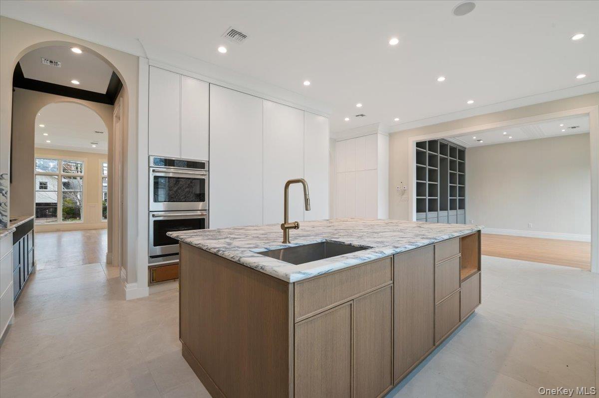 #14 photo, 772 Park Lane, 长岛 North Woodmere , NY 11581