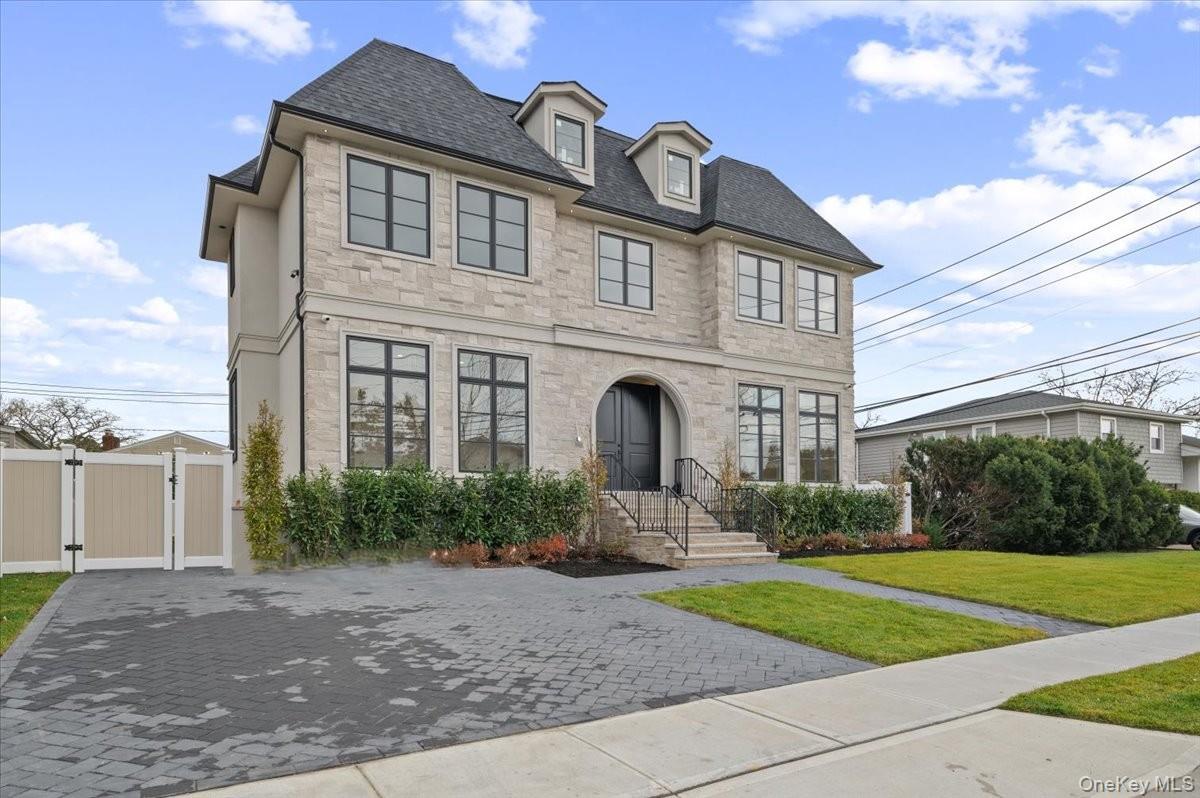 #2 photo, 772 Park Lane, 长岛 North Woodmere , NY 11581