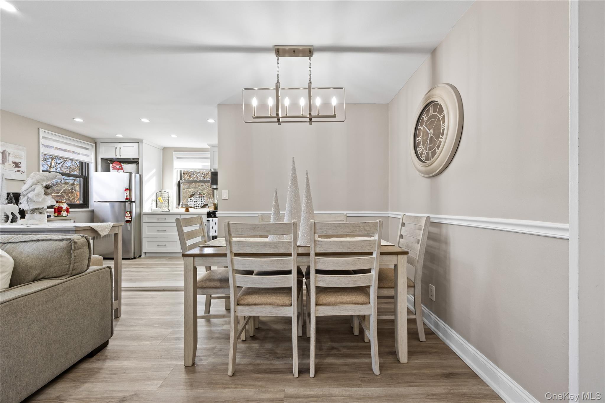 #15 photo, 160-08 16th Avenue, कुईंस Whitestone , NY 11357