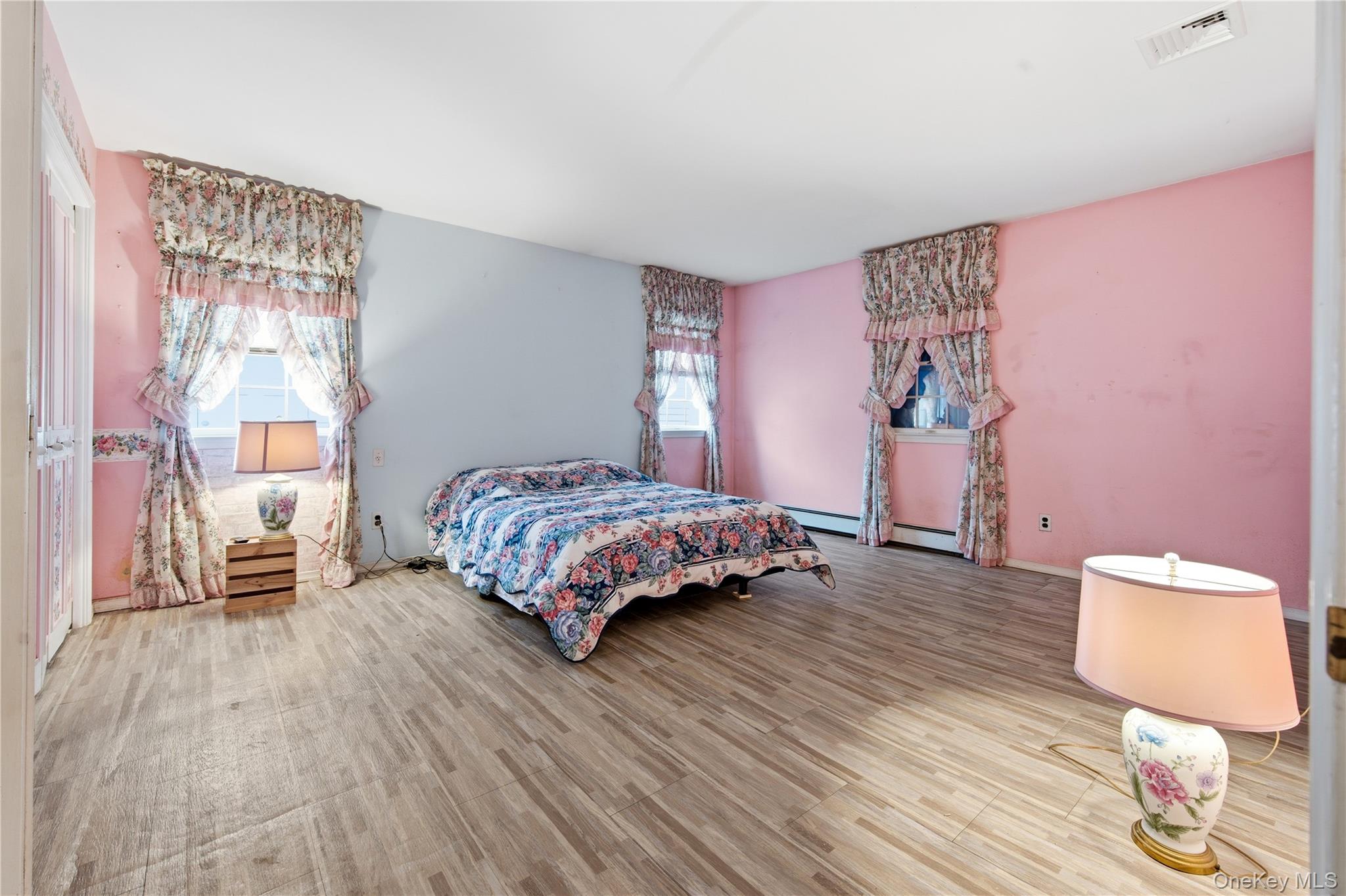 #16 photo, 384 Singingwood Drive, Holbrook , NY 11741