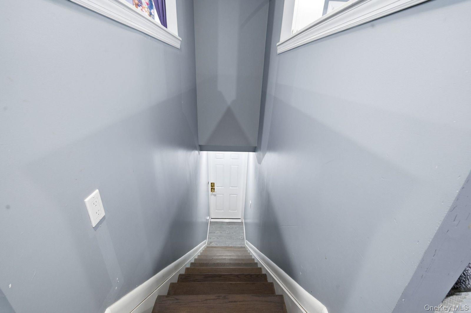 #9 photo, 384 Singingwood Drive, Holbrook , NY 11741