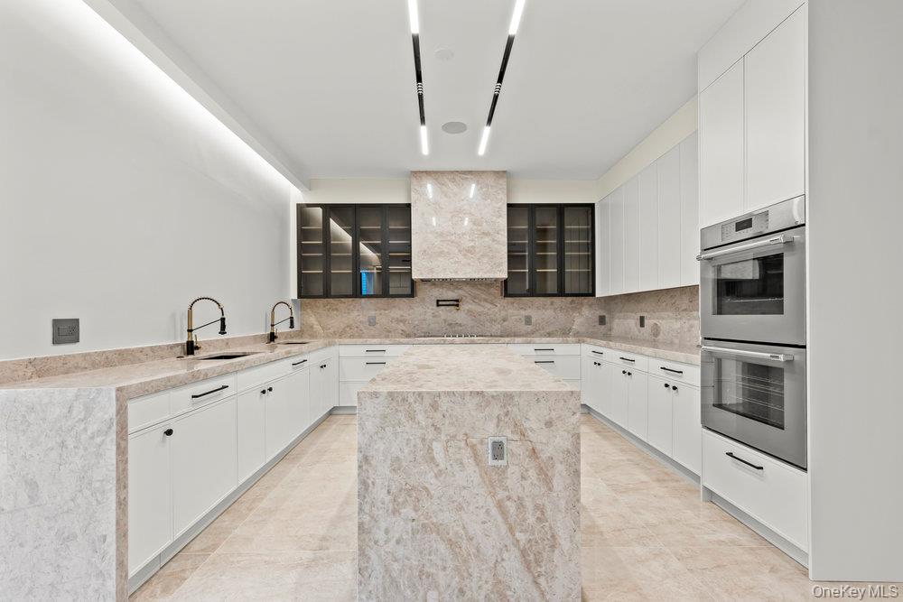 #9 photo, 176-12 Kildare Road, कुईंस Jamaica Estates , NY 11432