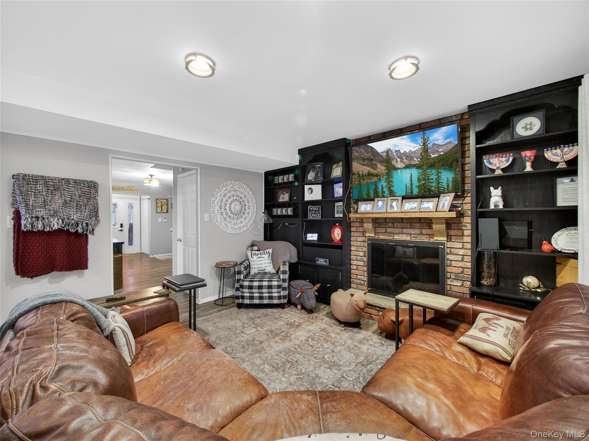 #19 photo, 3 Claremont Lane, Suffern , NY 10901