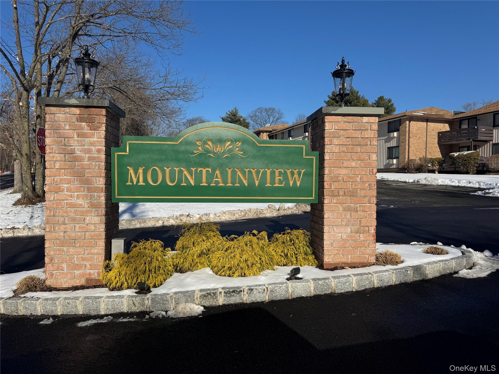 #1 photo, 952 Sierra Vista Lane, Valley Cottage , NY 10989