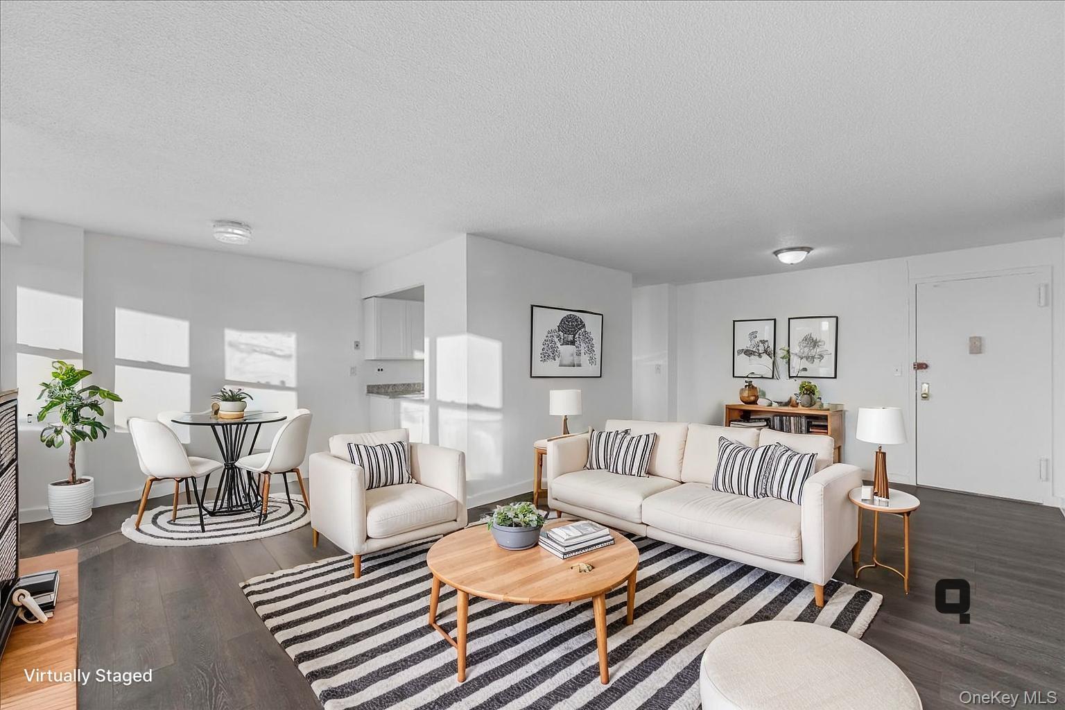 #2 photo, 2550 Olinville Avenue, ब्रोंक्स Bronx , NY 10467