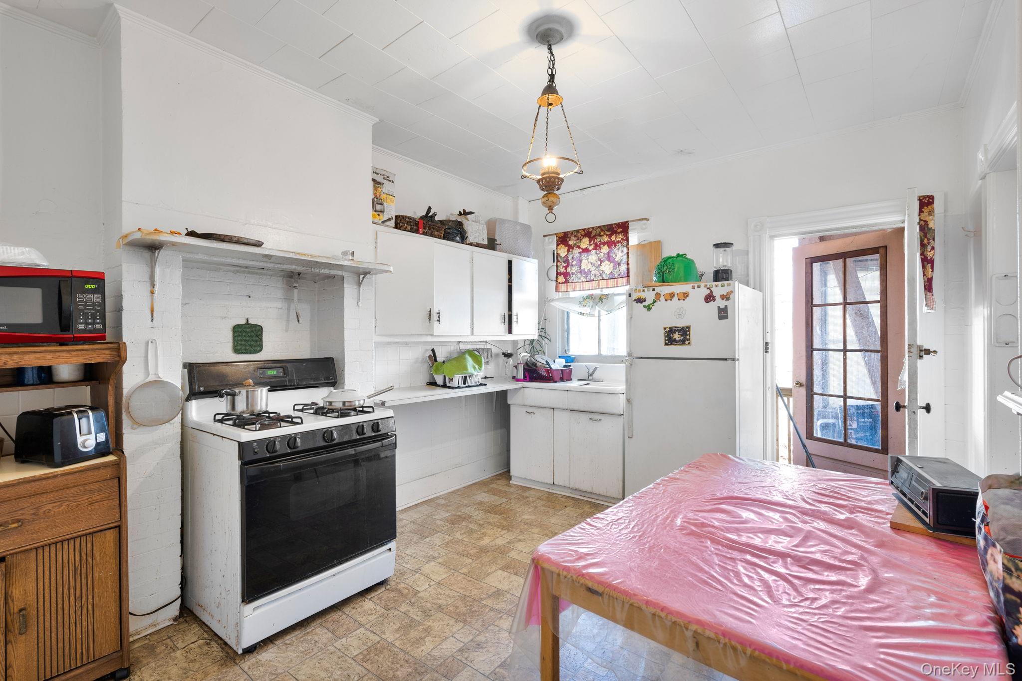 #8 photo, 48 Lutheran Street, Newburgh , NY 12550