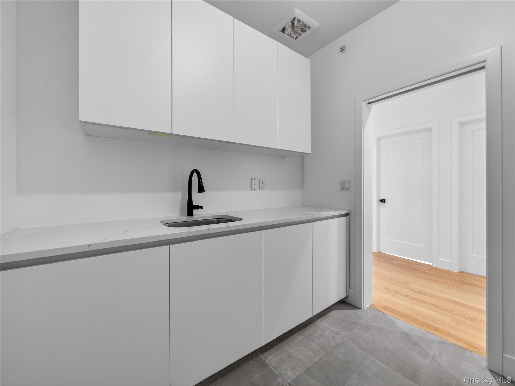 #19 photo, 13 Elener Lane, Spring Valley , NY 10977