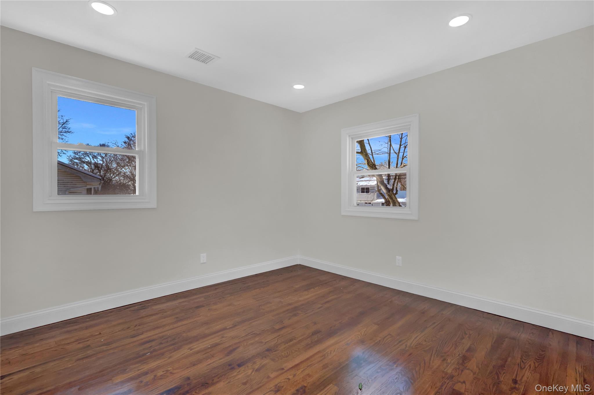 #16 photo, 3 Jayne Avenue, 롱 아일랜드 Melville , NY 11747