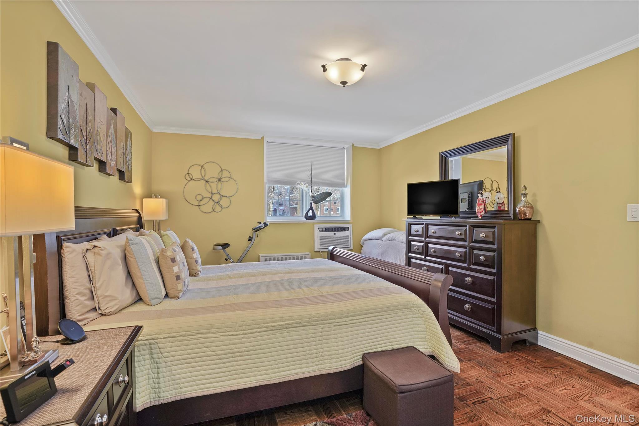 #15 photo, 84-39 153 AVE, Howard Beach , NY 11414