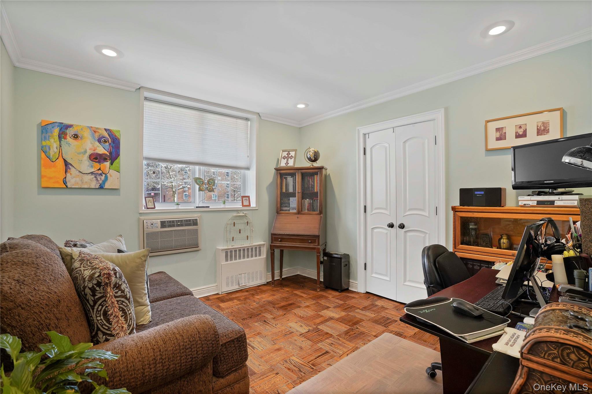 #20 photo, 84-39 153 AVE, Howard Beach , NY 11414