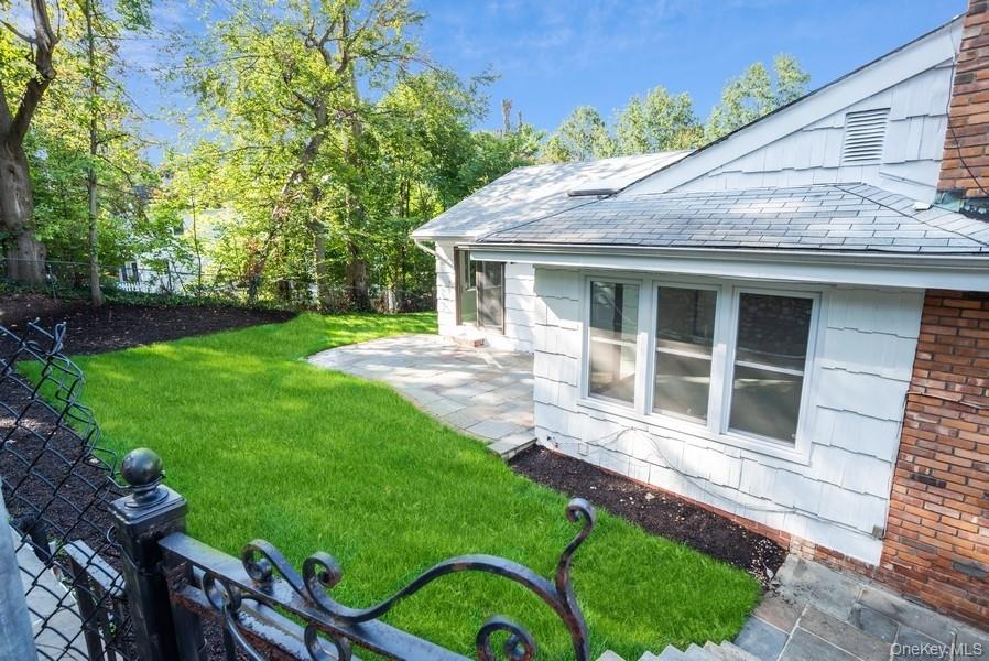 #19 photo, 17 Vista Drive, ग्रेट नेक Great Neck , NY 11021