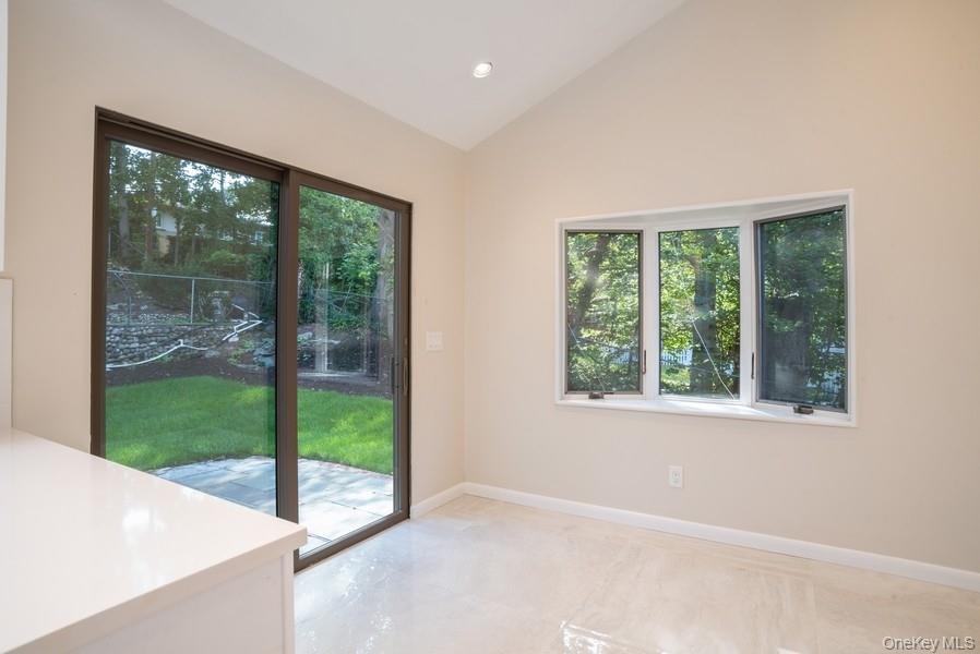 #5 photo, 17 Vista Drive, ग्रेट नेक Great Neck , NY 11021