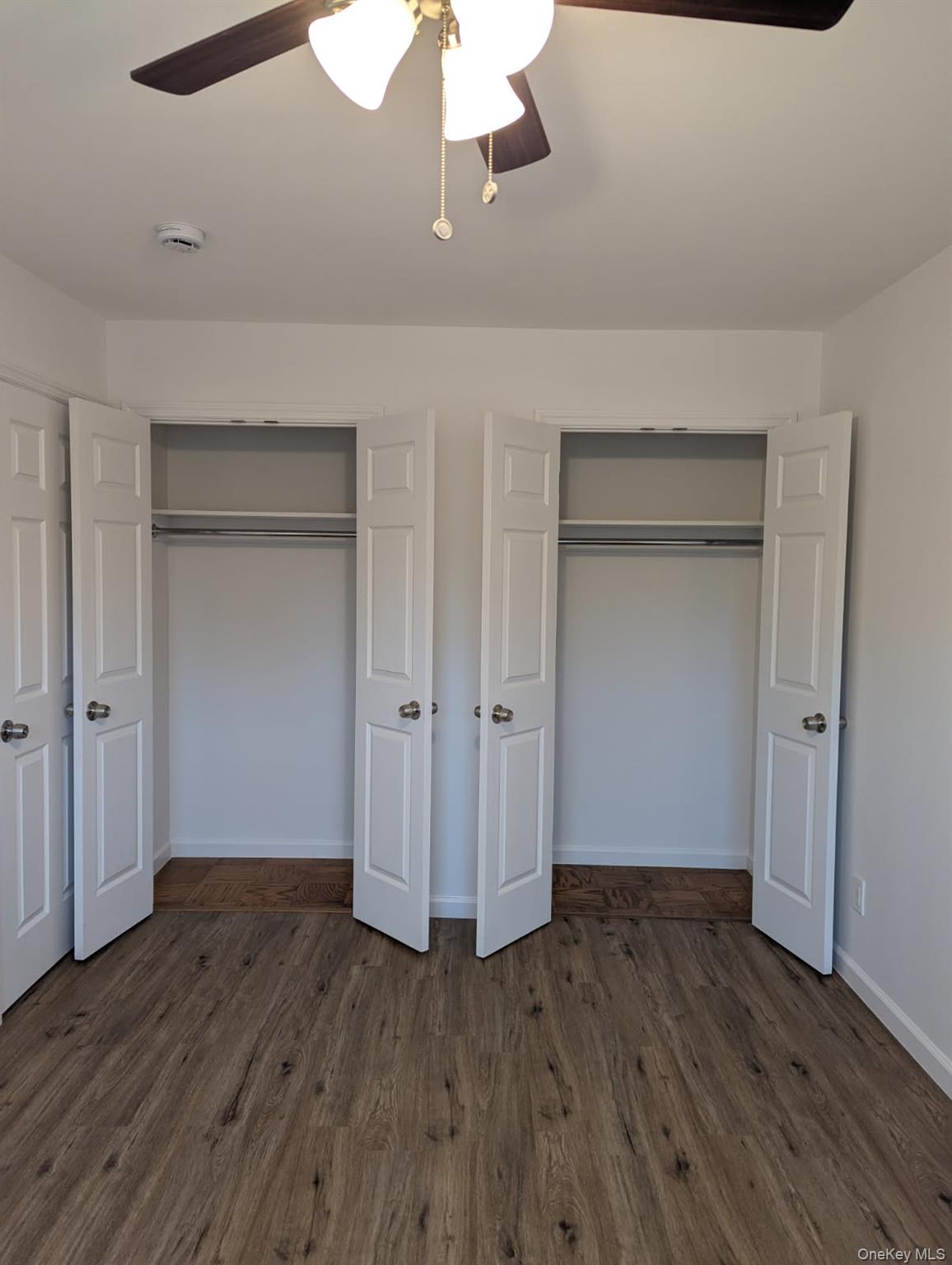 #10 photo, 11A Hemlock Drive, 롱 아일랜드 Bay Shore , NY 11706