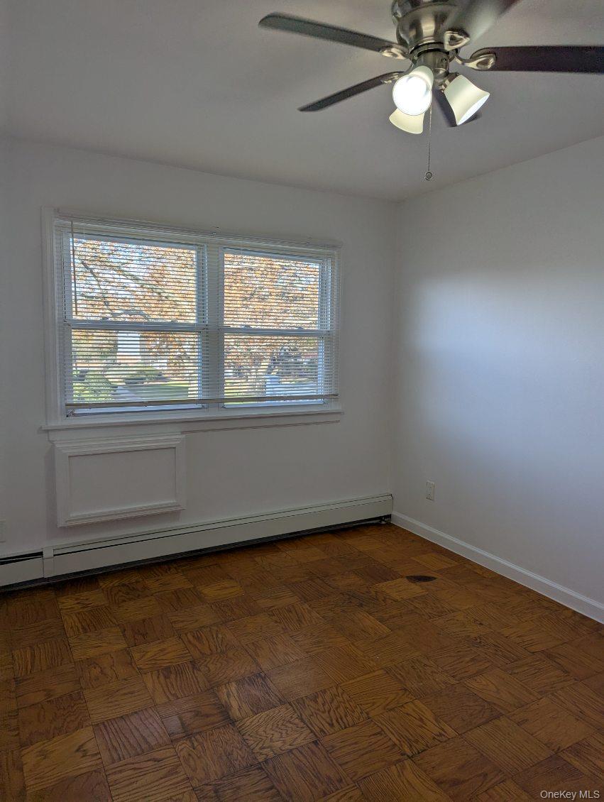 #5 photo, 11A Hemlock Drive, 롱 아일랜드 Bay Shore , NY 11706