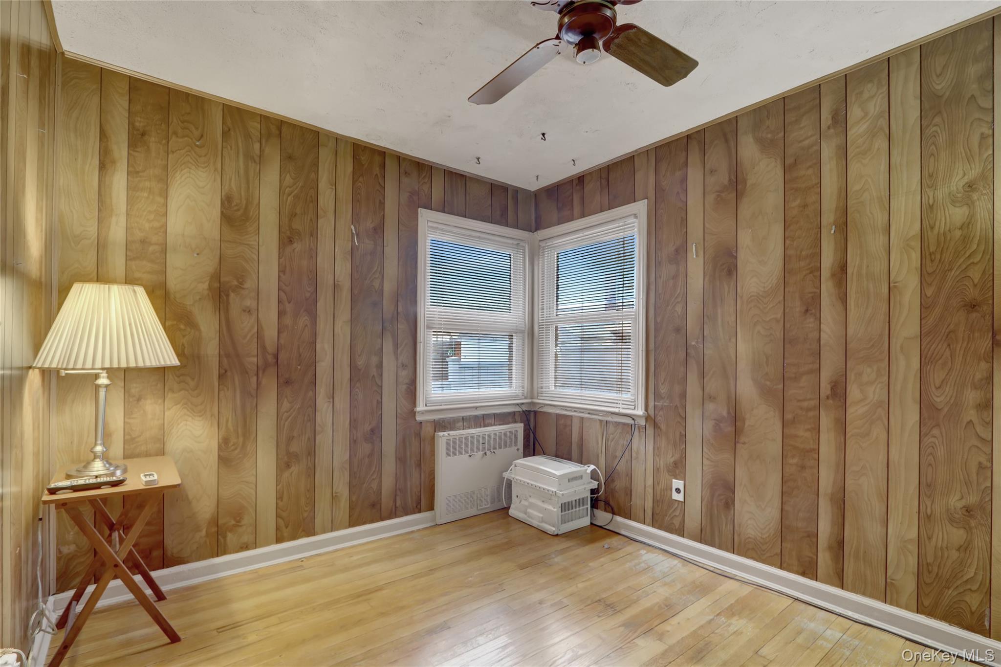 #11 photo, 81-25 258th Street, Floral Park , NY 11004