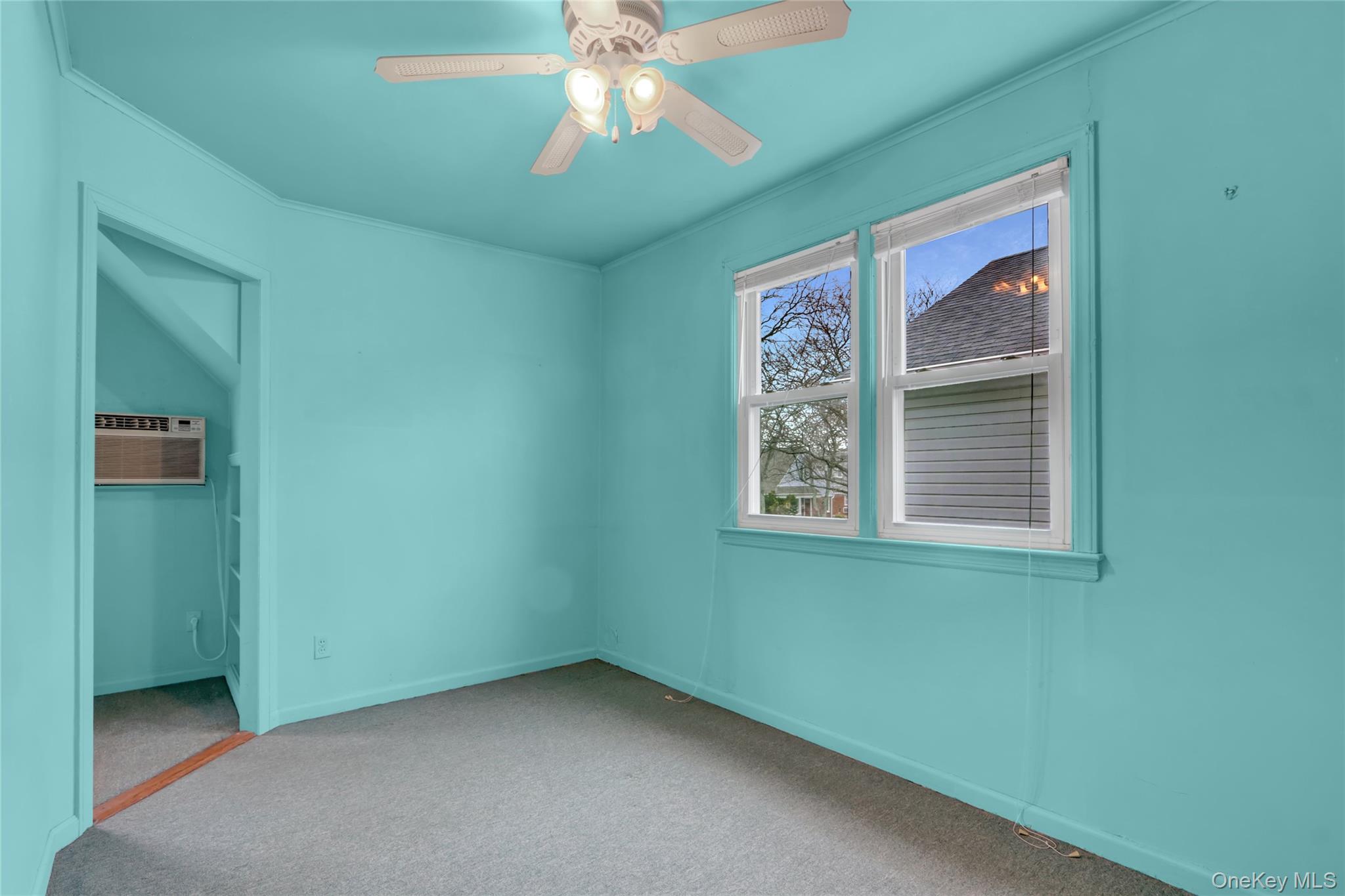 #19 photo, 81-25 258th Street, Floral Park , NY 11004