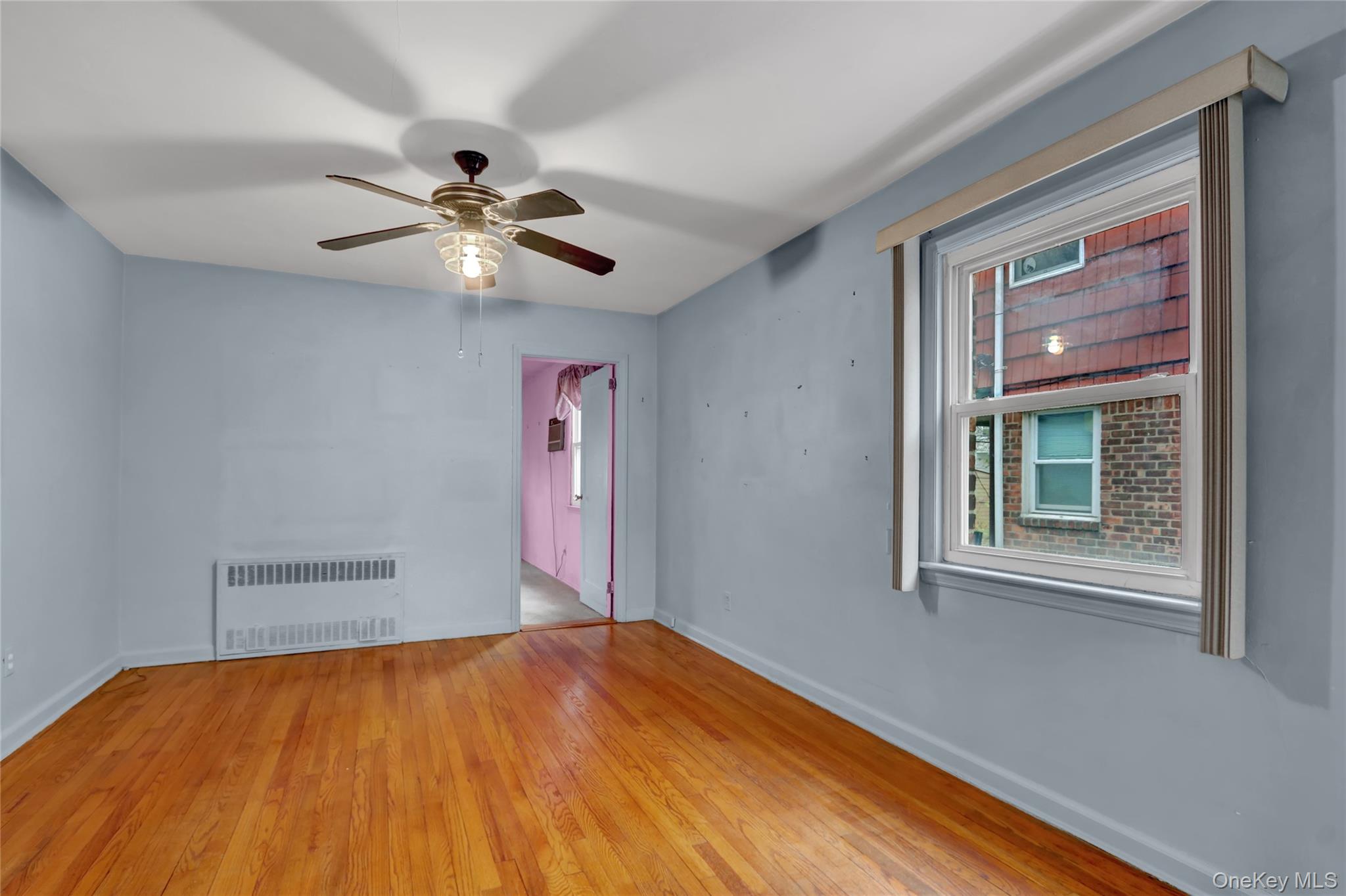 #8 photo, 81-25 258th Street, Floral Park , NY 11004