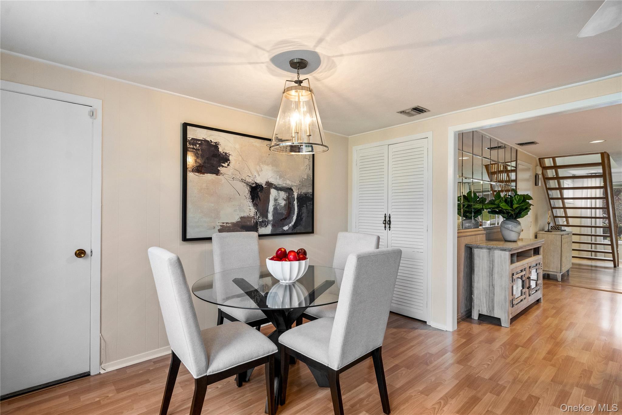 #15 photo, 60 Wakefield Avenue, Port Washington , NY 11050