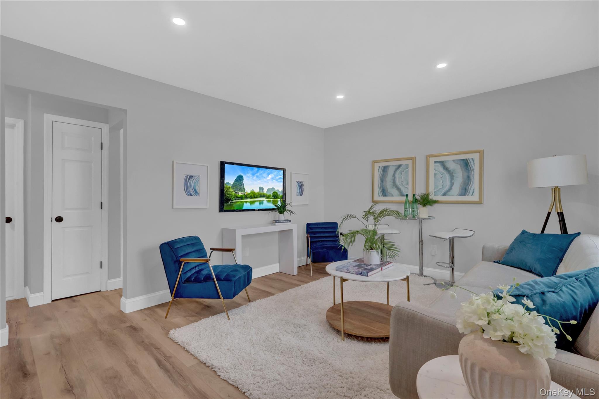 #2 photo, 30 Davidson Street, सफ़ोक काउंटी Wyandanch , NY 11798