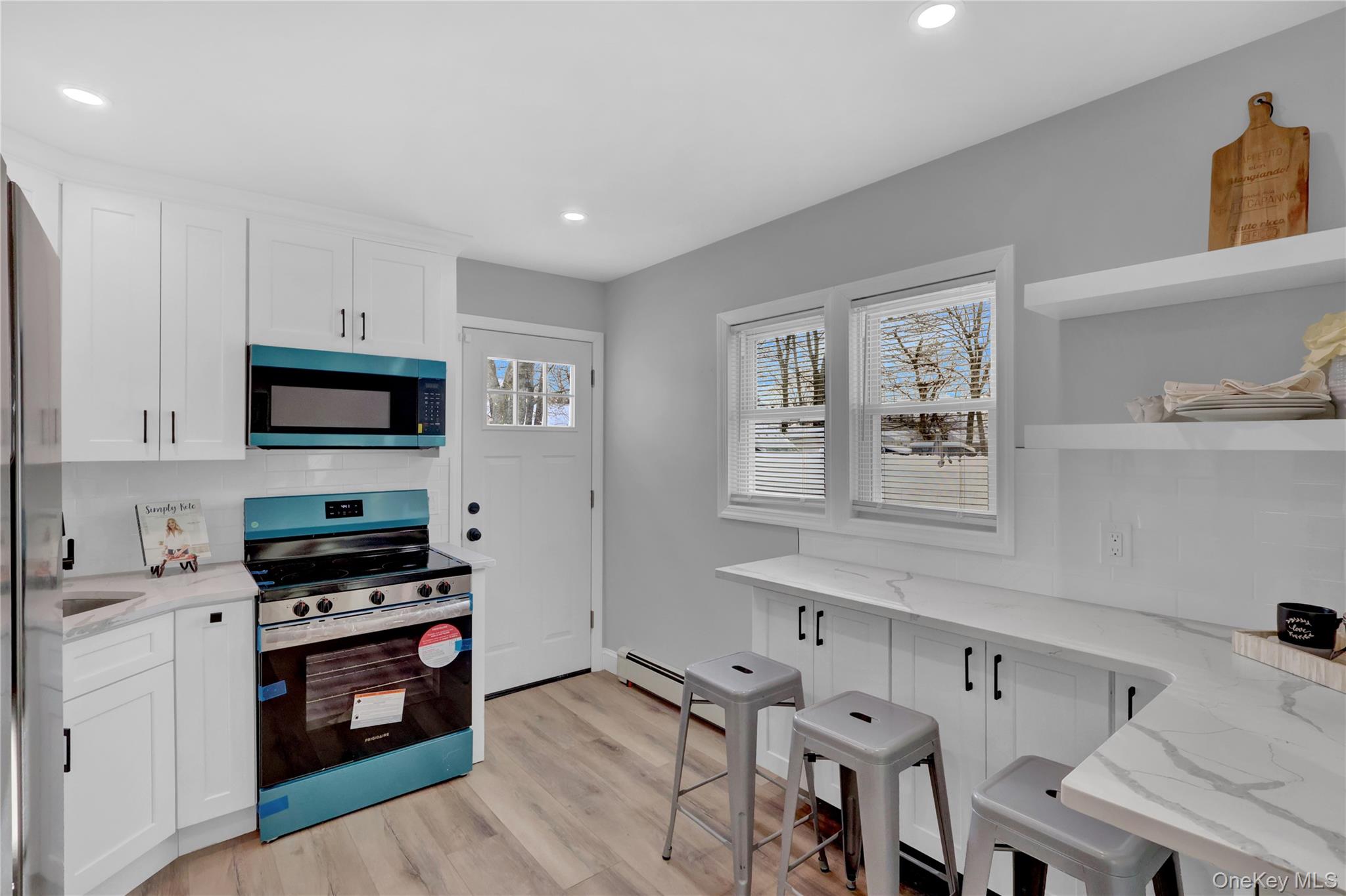 #5 photo, 30 Davidson Street, सफ़ोक काउंटी Wyandanch , NY 11798