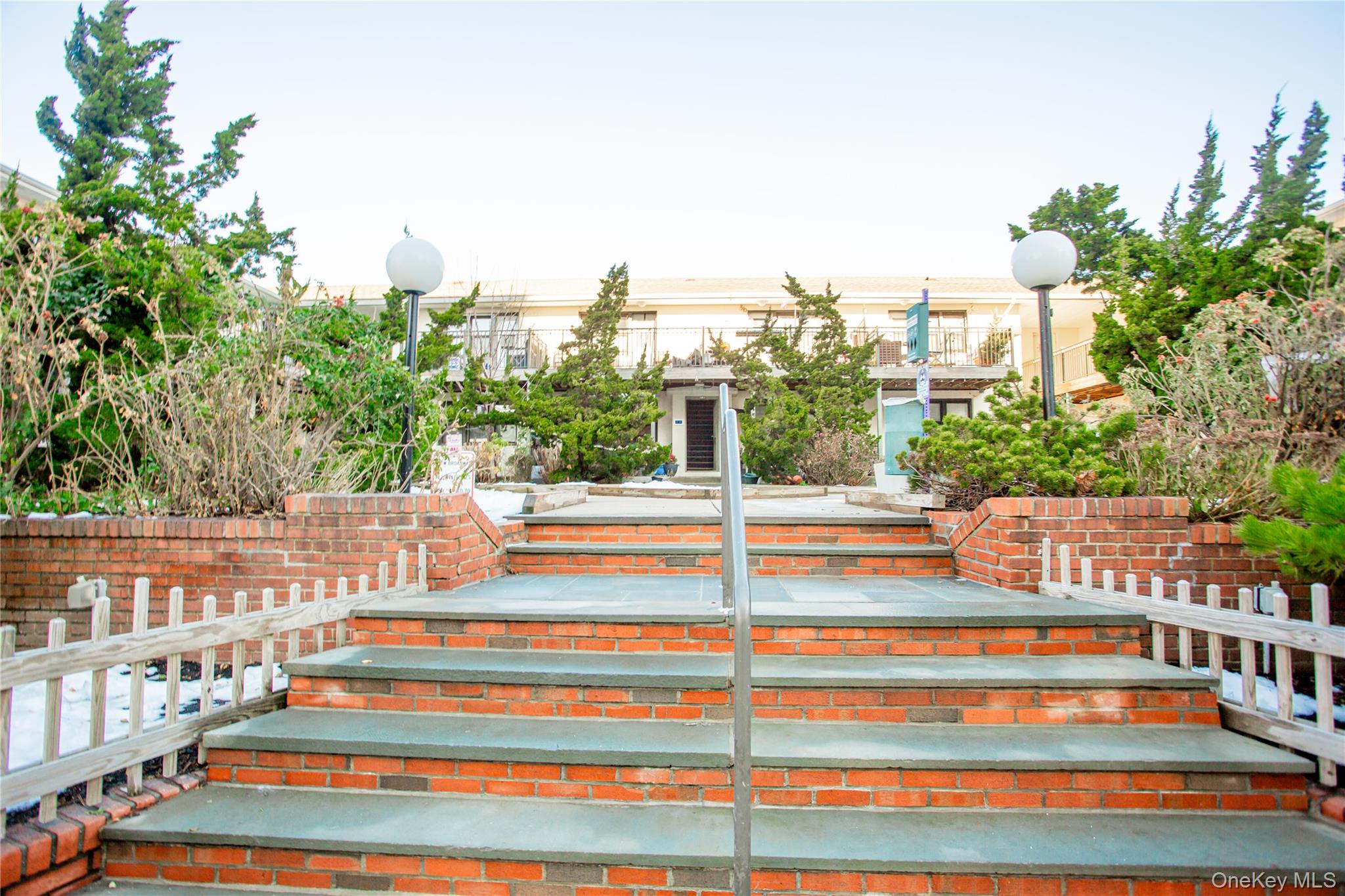 #4 photo, 65 W Broadway, 長島 長灘 Long Beach , NY 11561