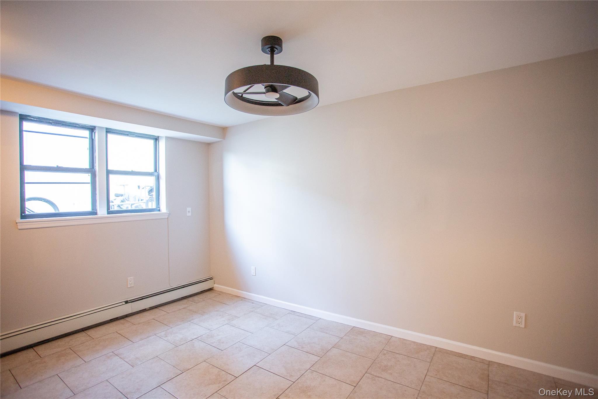 #7 photo, 65 W Broadway, 長島 長灘 Long Beach , NY 11561