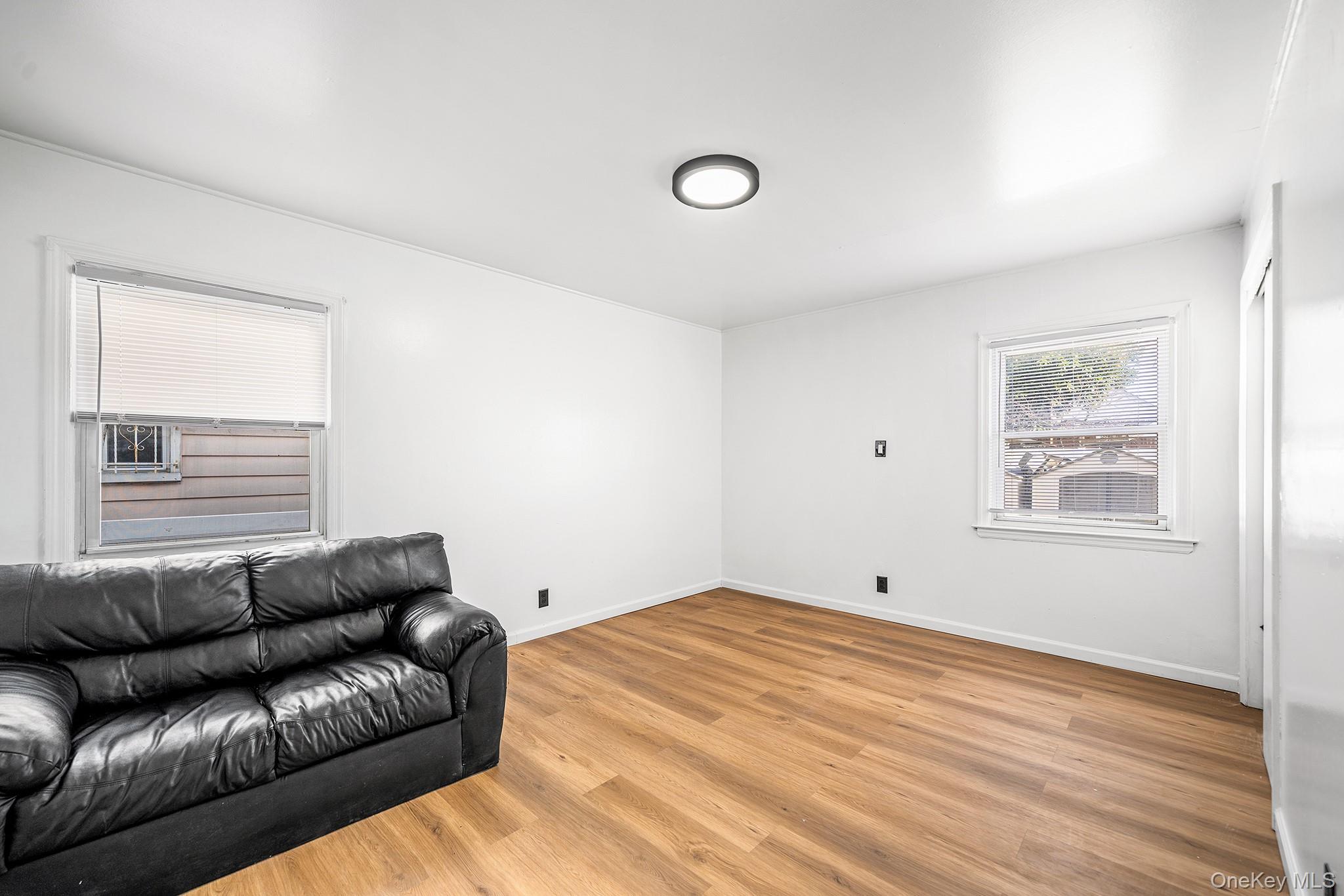 #16 photo, 13715 170th Street, 뉴욕퀸즈 Jamaica , NY 11434