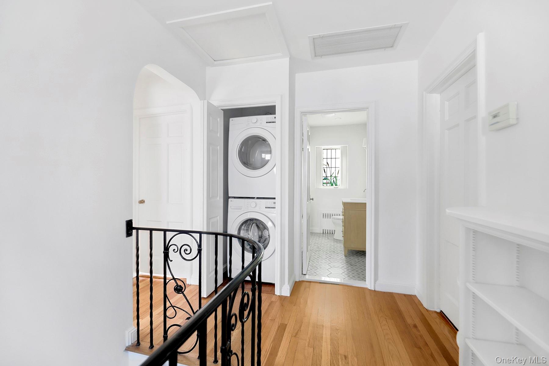 #18 photo, 166 W Olive Street, নাসাউ কাউন্টি Long Beach , NY 11561