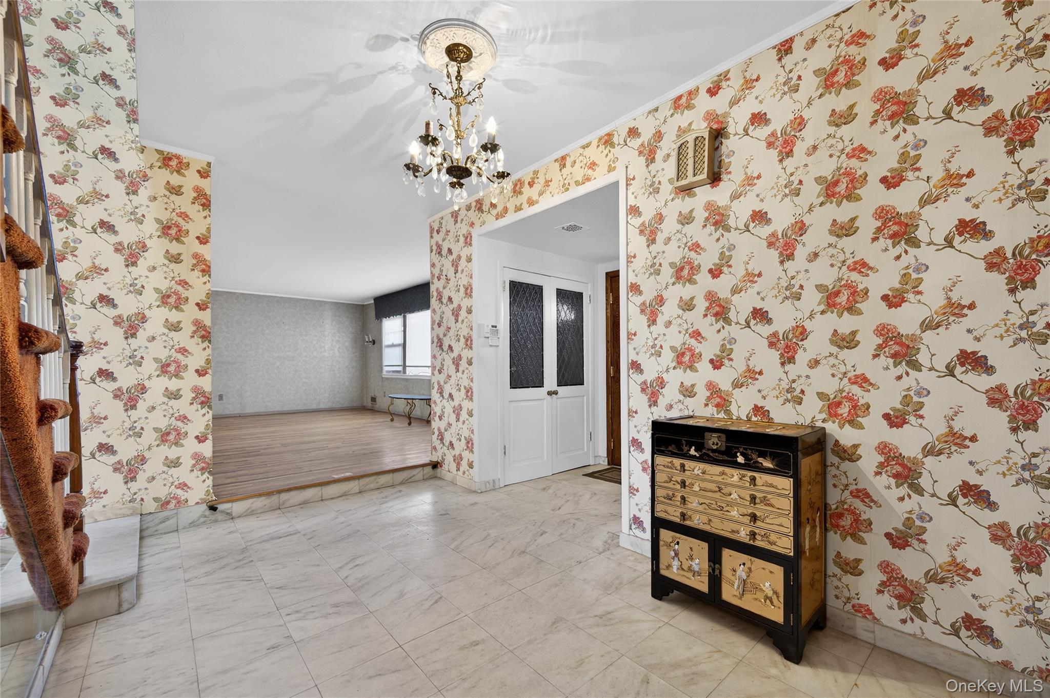 #6 photo, 100 Birch Hill Drive, Albertson , NY 11576