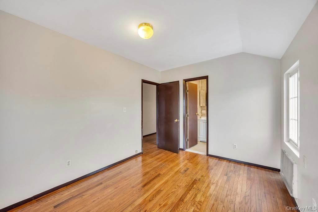 #10 photo, 143-06 243rd Street, קווינס Rosedale , NY 11422