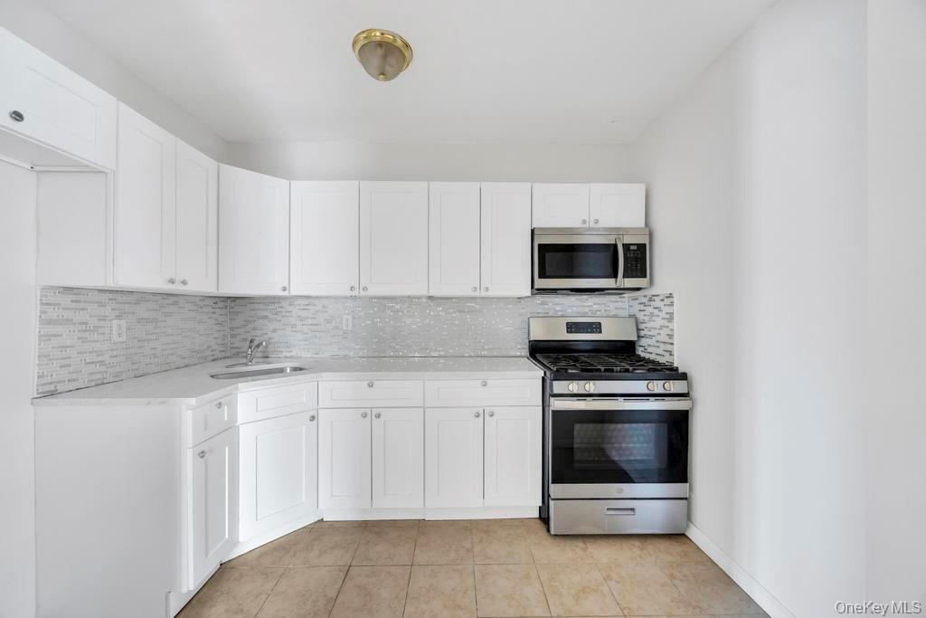 #14 photo, 143-06 243rd Street, קווינס Rosedale , NY 11422